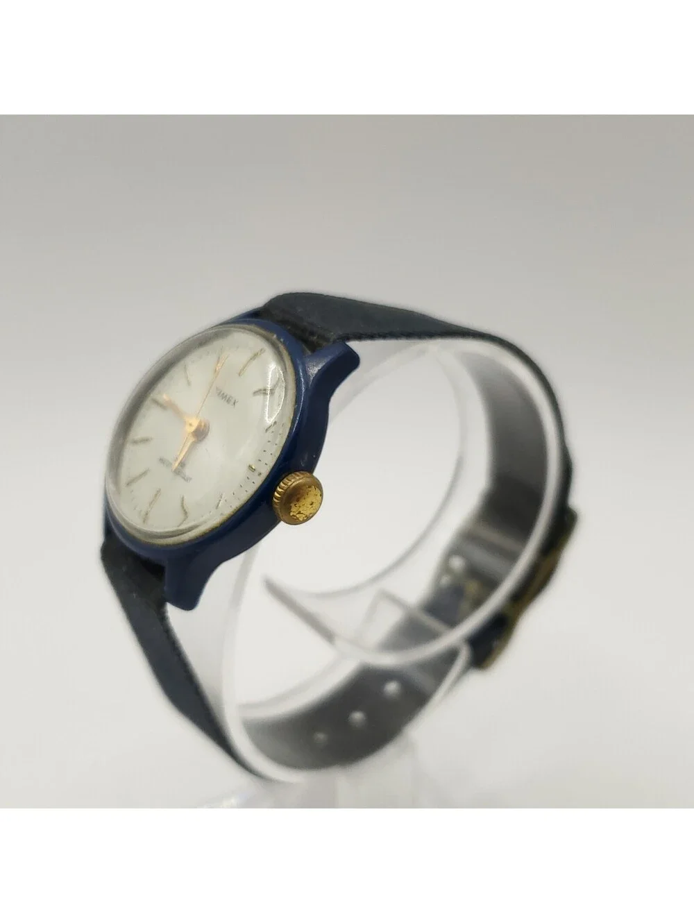 Vintage Timex Kids Mechanical Blue Watch 25mm Running